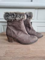 Hoge hak suede halfhoge laarsjes ARA, 7 G / maat 40., Kleding | Dames, Schoenen, Bruin, Lage of Enkellaarzen, Ophalen of Verzenden