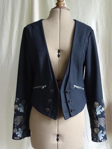 Zeer aparte blazer van Nü - zwart - maat M beschikbaar voor biedingen