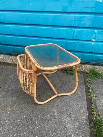 Rotan ROHE bijzet/coffee tafel ‘60 vintage Hollands beschikbaar voor biedingen