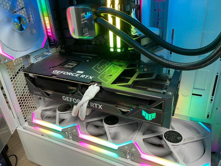 Geforce RTX 4080 Super, TUF Gaming, Computers en Software, Videokaarten, Zo goed als nieuw, PCI-Express 4.0, GDDR6, Ophalen