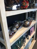 BOEKENKAST INDIA – Roomdivider Flamant kast, Ophalen