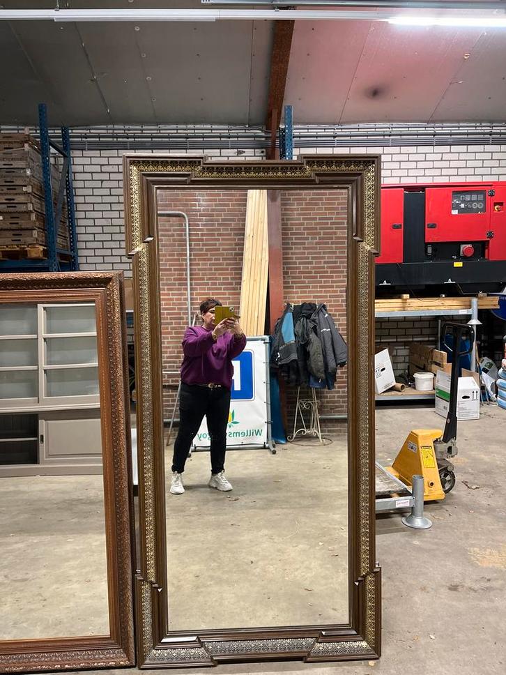 Antieke Spiegel met Gouden Details, Huis en Inrichting, Woonaccessoires | Spiegels, Gebruikt, 75 tot 100 cm, 150 tot 200 cm, Rechthoekig