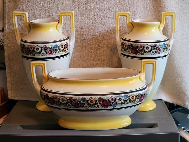 Boch Frères Keramis Vaas compleet Set met Bloemen Decor, Antiek en Kunst, Antiek | Keramiek en Aardewerk, Ophalen of Verzenden