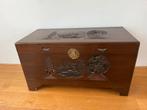 Oude houten Chinese kist met snijwerk, Ophalen, Gebruikt, 50 tot 100 cm, 50 tot 75 cm