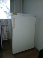 Koelkast met Vriesvak, Witgoed en Apparatuur, Koelkasten en IJskasten, Ophalen, Gebruikt, Minder dan 85 cm, 200 liter of meer