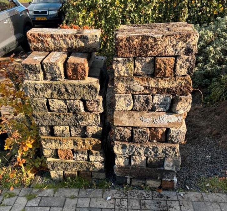 Gratis 76 stapelstenen ophalen in Harderwijk, Tuin en Terras, Tegels en Klinkers, Gebruikt, Overige typen, Beton, Minder dan 5 m²