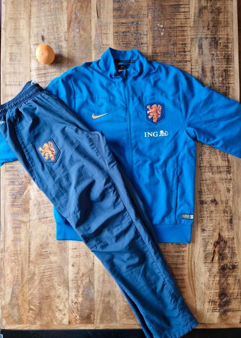 Nederlands elftal trainingspak WK 2014 - Oranje shirt broek, Kleding | Heren, Sportkleding, Gedragen, Voetbal, Maat 48/50 (M)