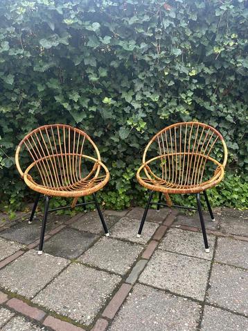 Retro Rotan Stoeltjes - Set van 2 beschikbaar voor biedingen