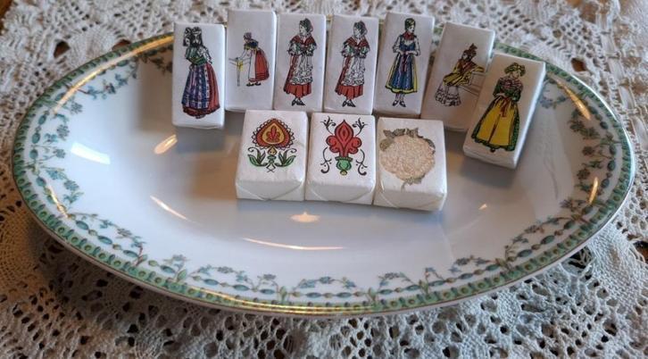 Oude Franse suikerklontjes, suikerwikkels , kostuums Elzas, Verzamelen, Suikerzakjes, Buitenland, Ophalen of Verzenden