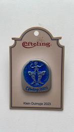 Efteling pin Klein Duimpje 2023 op kaartje EPP 448, Ophalen of Verzenden, Nieuw, Button of Speldje