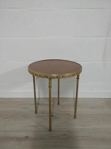 Vintage bijzettafeltje | krukje beschikbaar voor biedingen