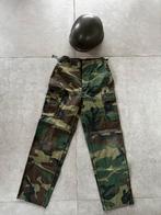 Stoere originele legerhelm met camouflage leger broek, Ophalen of Verzenden, Zo goed als nieuw, 158 t/m 164, Jongen