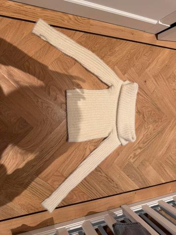 Urban Outfitters trui xs 34 beschikbaar voor biedingen