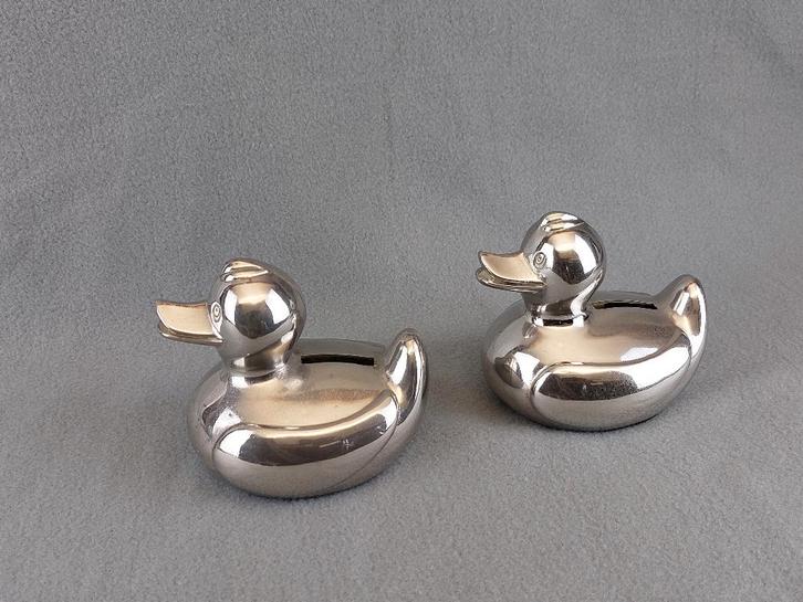 Vintage Spaarpotjes ( 2x eendje), Verzamelen, Spaarpotten, Zo goed als nieuw, Dier, Metaal of Blik, Ophalen of Verzenden