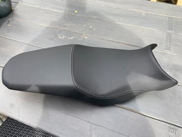 Yamaha tracer 7 verlaagd zadel origineel beschikbaar voor biedingen