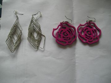 Sieraden: oorhangers + armband beschikbaar voor biedingen