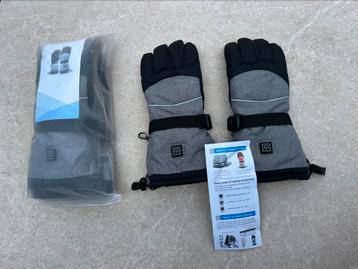 Verwarmde handschoenen oplaadbaar beschikbaar voor biedingen