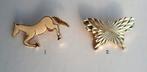 Goudkleurige broche. Vlinder en Paard. Gemerkt J.B., Sieraden, Tassen en Uiterlijk, Broches, Ophalen of Verzenden, Zo goed als nieuw