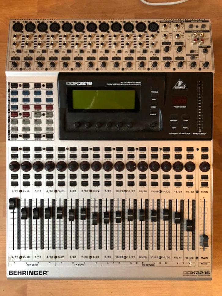 Behringer DDX3216 Digitale Mixer - scherm defect, Muziek en Instrumenten, Mengpanelen, Gebruikt, 20 kanalen of meer, Ophalen of Verzenden