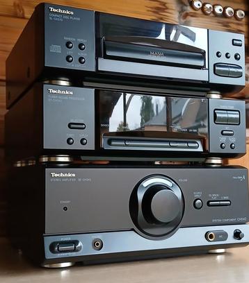 Stereoset TECHNICS Amplifier + Control Processor + CD-Speler beschikbaar voor biedingen