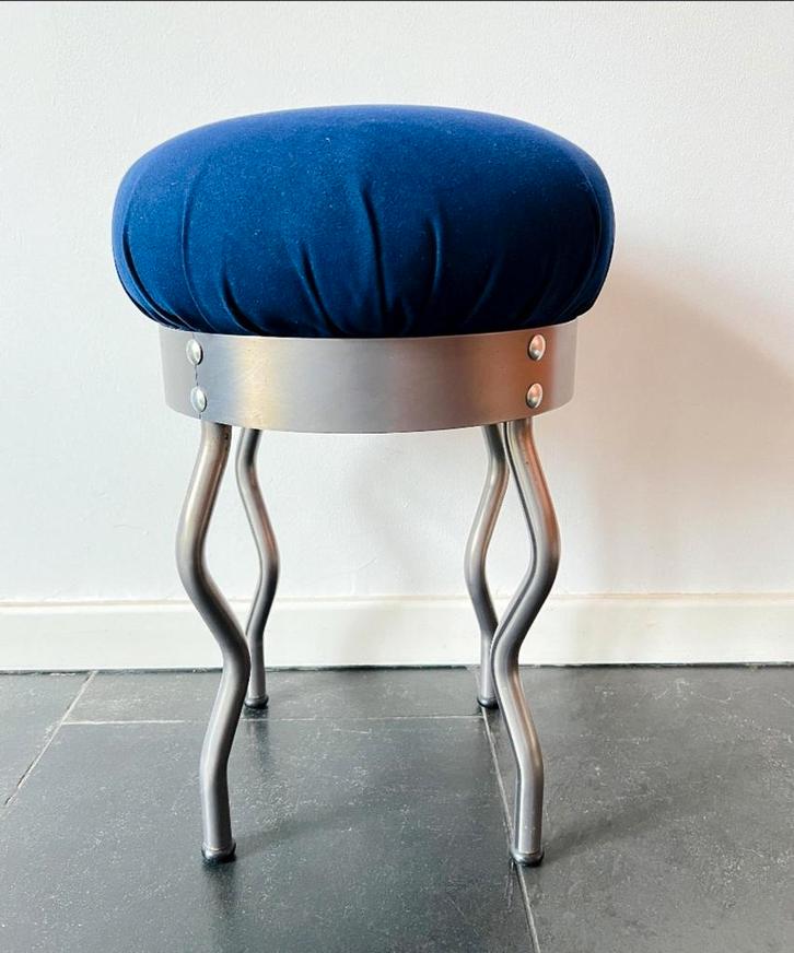 Ikea kruk Uri uit 1995, Huis en Inrichting, Krukjes, Zo goed als nieuw, Ophalen of Verzenden