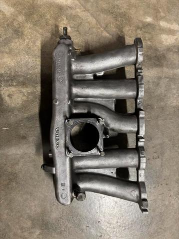 Volvo t5 inlaatspruitstuk met gasklep beschikbaar voor biedingen