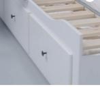 Ikea bedframes met lade kleur wit, Doe-het-zelf en Verbouw, Ladders en Trappen, Ophalen, Zo goed als nieuw, Minder dan 2 meter