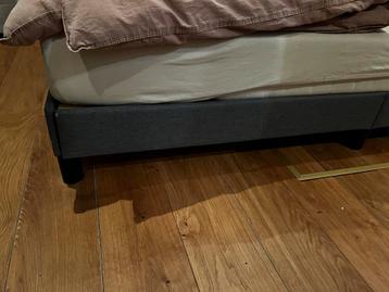 Ikea Bedframe + Matras 180x200cm - afbeelding 3