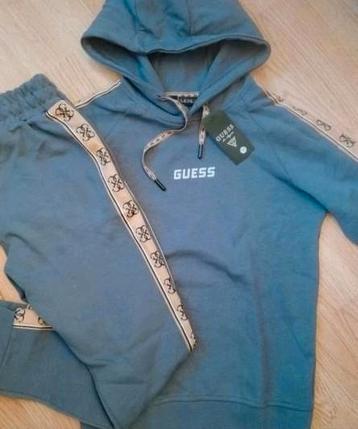 Guess trainingspak maat 116 nieuw met kaartje  beschikbaar voor biedingen