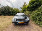 Mercedes-Benz E-Klasse E-klasse YOUNGTIMER, Auto's, Achterwielaandrijving, Zwart, 1770 kg, Blauw