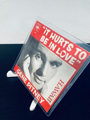 Vinyl Single | Gene Pitney – It Hurts To Be In Love (1964) beschikbaar voor biedingen