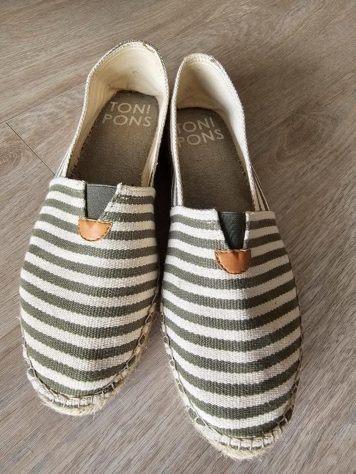 Schoenen sandalen Toni Pons maat 42 bijna nieuw, Kleding | Dames, Schoenen, Zo goed als nieuw, Sandalen of Muiltjes, Groen, Ophalen of Verzenden