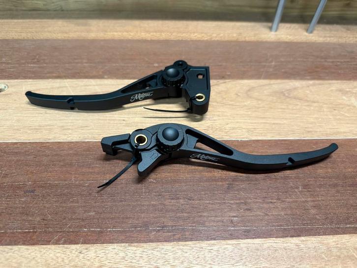 Triumph Bonneville rem en koppelingshendel Motone zwart, Motoren, Accessoires | Overige, Zo goed als nieuw, Ophalen of Verzenden