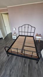 Zwart metalen bedframe Ikea Sagstua, Huis en Inrichting, Gebruikt, Zwart, Tweepersoons, 200 cm
