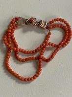 Vintage Armband met Koraal met 14 krt goudsluiting, Overige materialen, Gebruikt, Ophalen of Verzenden, Met bedels of kralen