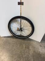 Achterwiel 26 x 1,75 remnaaf + nieuwe banden (Nr: 1984), Ophalen, Zo goed als nieuw