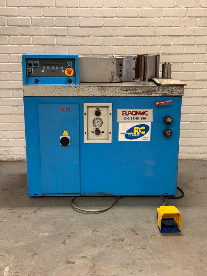 Euromac Digibend 360 hydraulische buigmachine, Doe-het-zelf en Verbouw, Gereedschap | Overige machines, Gebruikt, Ophalen