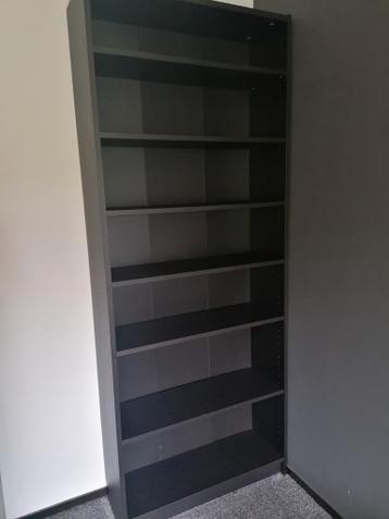 Zwarte ikea billy boekenkast. - afbeelding 1