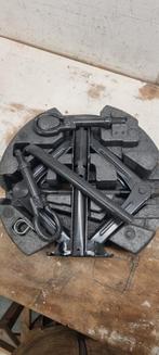 Krikset voor de ford, Ophalen, Nieuw, Ford