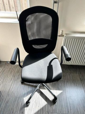 Office Chair beschikbaar voor biedingen