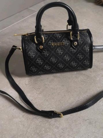 Nieuw GUESS monogram crossbody tasje  beschikbaar voor biedingen