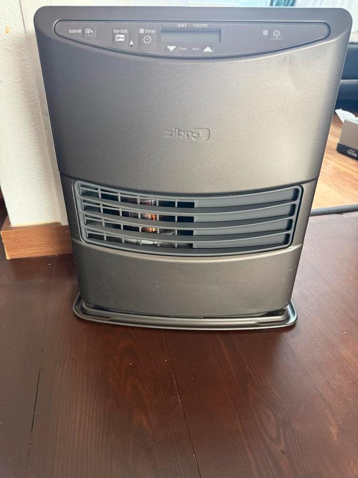 Zibro Petroleumkachel 3,2 kw laserkachel, Huis en Inrichting, Kachels, Zo goed als nieuw, Vrijstaand, Petroleumkachel, Overige brandstoffen