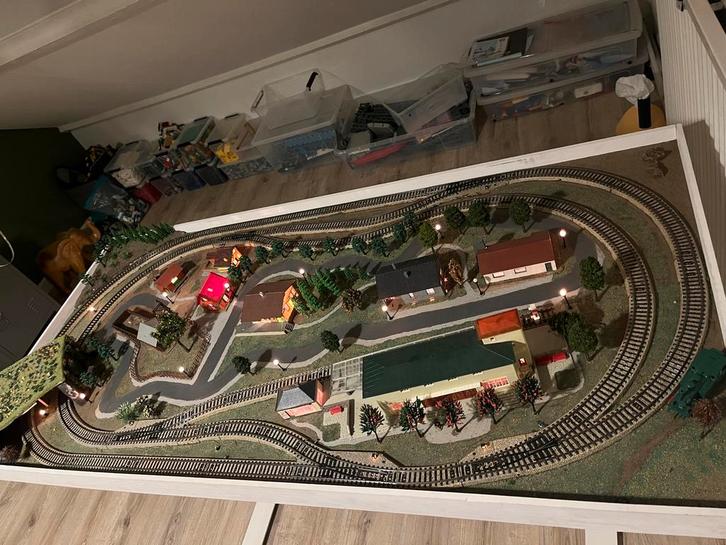 Treinbaan Marklin op plaat, Hobby en Vrije tijd, Modeltreinen | H0, Gebruikt, Brug, Tunnel of Gebouw, Märklin, Analoog, Ophalen