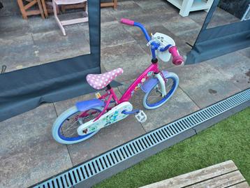 Damesfiets gebruikt. Kan nog een ronde mee. beschikbaar voor biedingen