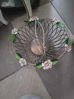 Vintage Frans draadmandje met emaille bloemen