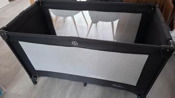 Reisbedje/campingbed Bambino zwart incl. bodem beschikbaar voor biedingen