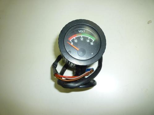 VDO voltmeters 12V(16 volt); 24Volt(32V) nieuw en gebruikt, Auto diversen, Overige Auto diversen, Ophalen of Verzenden