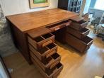 Massief eiken bureau ong 100 jaar oud, Ophalen