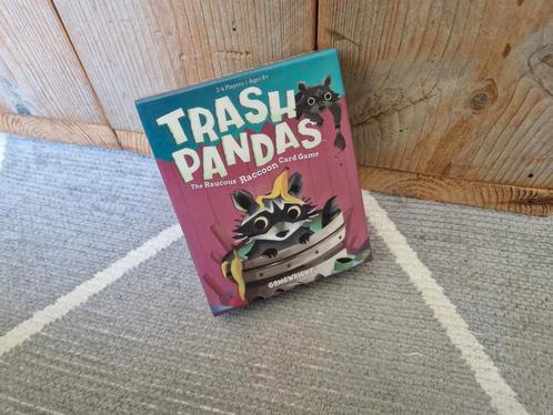 Trash Pandas - Zeer leuk spel!, Hobby en Vrije tijd, Gezelschapsspellen | Kaartspellen, Zo goed als nieuw, Een of twee spelers