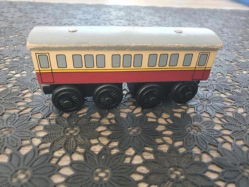 thomas de trein hout express wagon, Kinderen en Baby's, Speelgoed | Thomas de Trein, Zo goed als nieuw, Ophalen of Verzenden